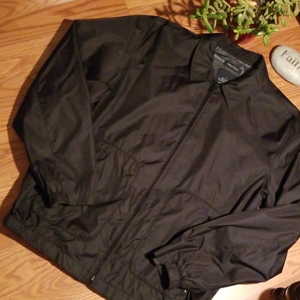 New Nautica windbreaker lg